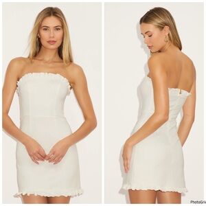 Lulu's White Strapless Ruffle Mini Dress